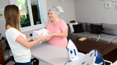 Problemen met uitvoering van huishoudelijk hulp vanuit de Wmo